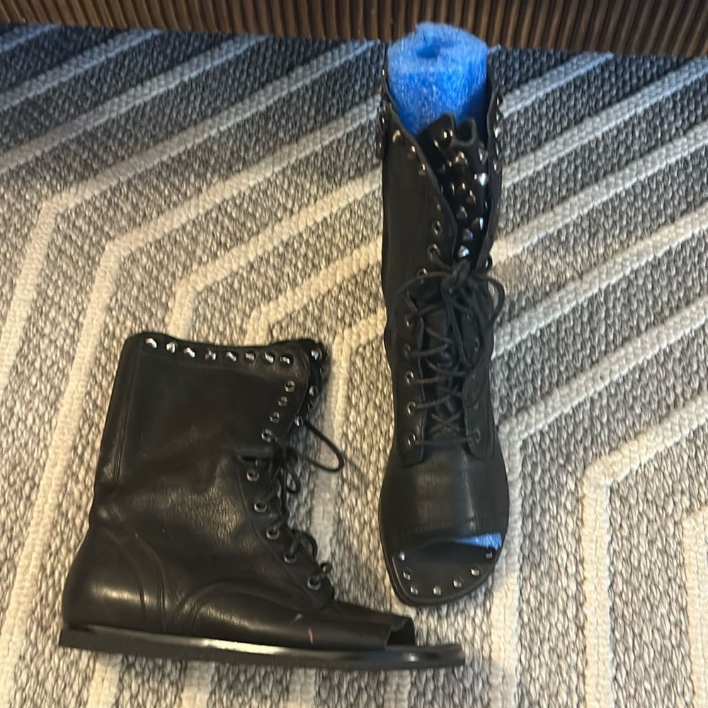 Vintage Donald J Pliner boots